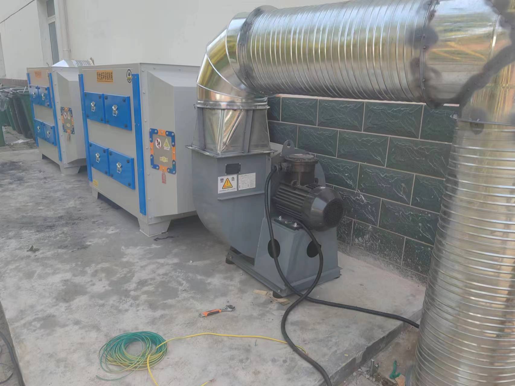 防爆活性炭吸附箱安裝完成 防爆活性炭吸附箱安裝完成